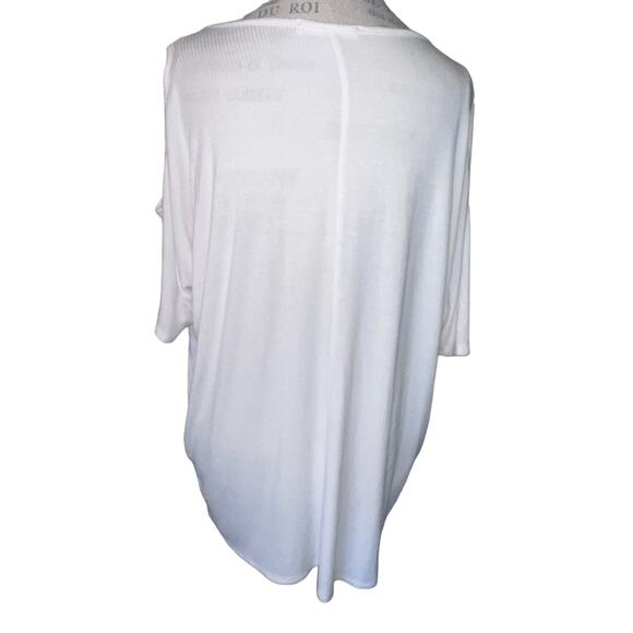 Chris & Carol Women's Plus Size Criss Cross Cold Shoulder Tunic Size 2X - Picture 3 of 8